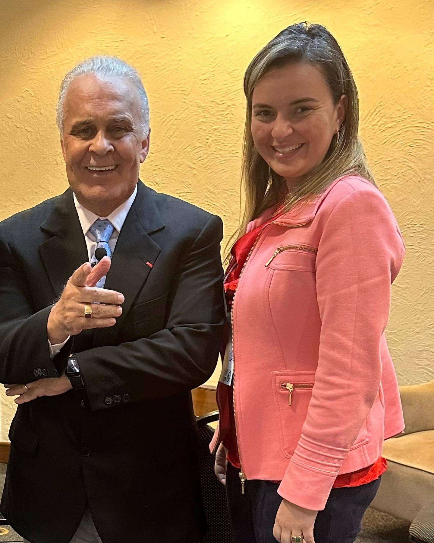 Dra. Marielle Regadas com o Dr. Lair Ribeiro