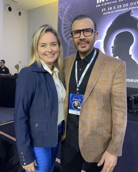 Dra. Marielle Regadas em formação com o Dr. Lair Ribeiro